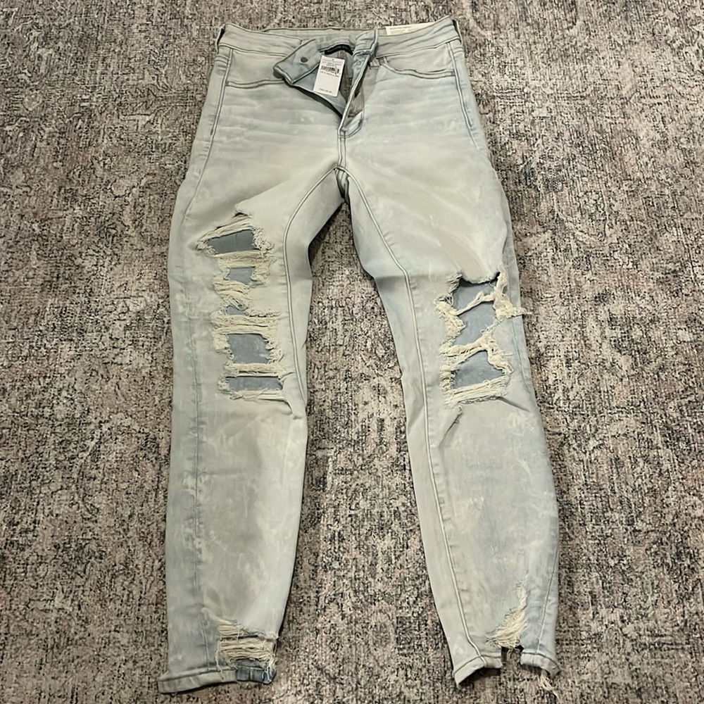 Distressed denim jeans high rise sz 6